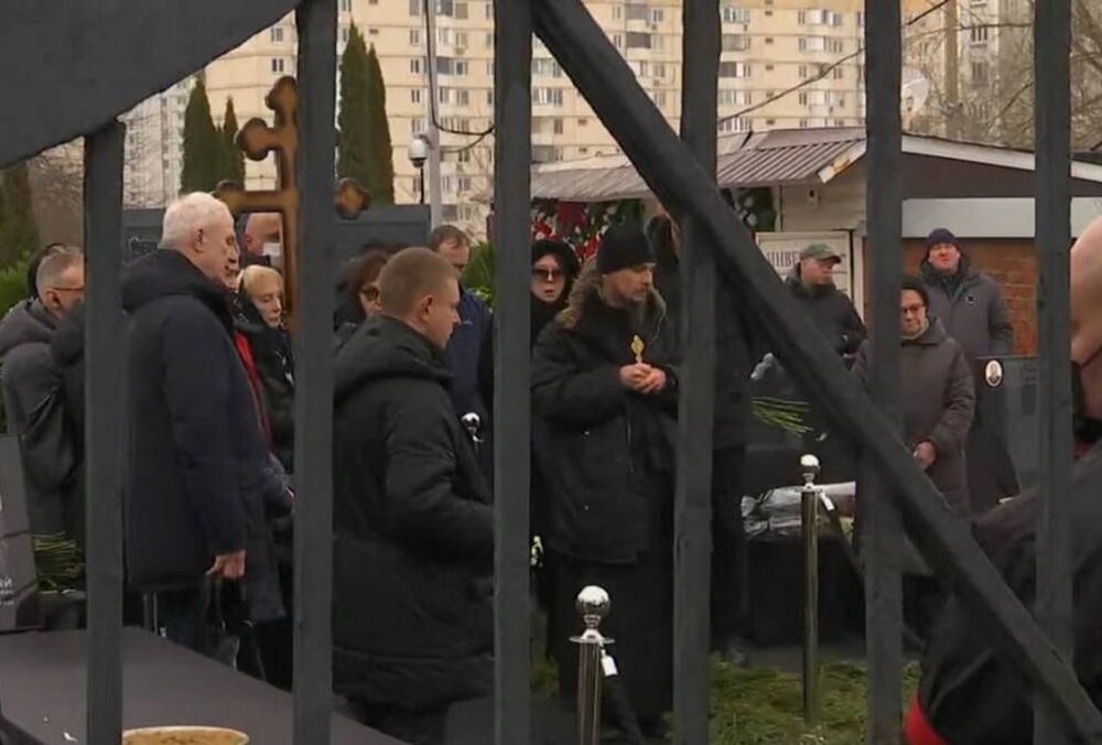 Алексея Навального похоронили под музыку из ”Терминатора”: видео