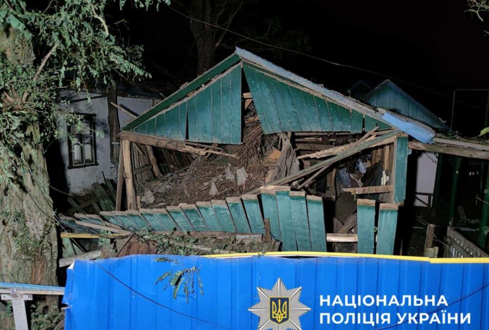 Из-за атаки дронов на Киевщину повреждены жилые дома