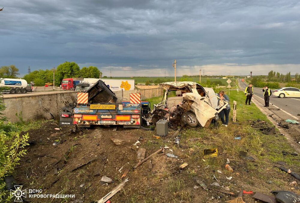 Три человека погибли в жутком ДТП в Кировоградской области
