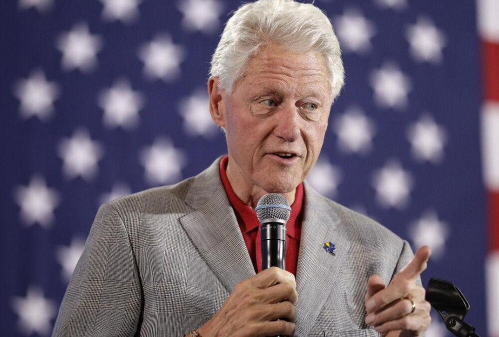 Білл Клінтон госпіталізований з інфекцією у відділення інтенсивної терапії