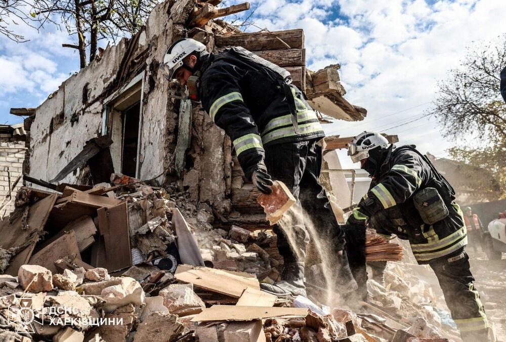 У Харкові завершили рятувальні роботи на місці прильоту російської авіабомби в Основ'янському районі