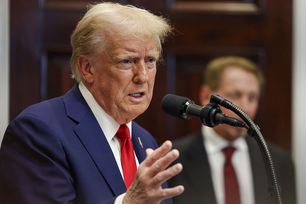 Трамп обвинил Россию в краже проекта гиперзвуковой ракеты