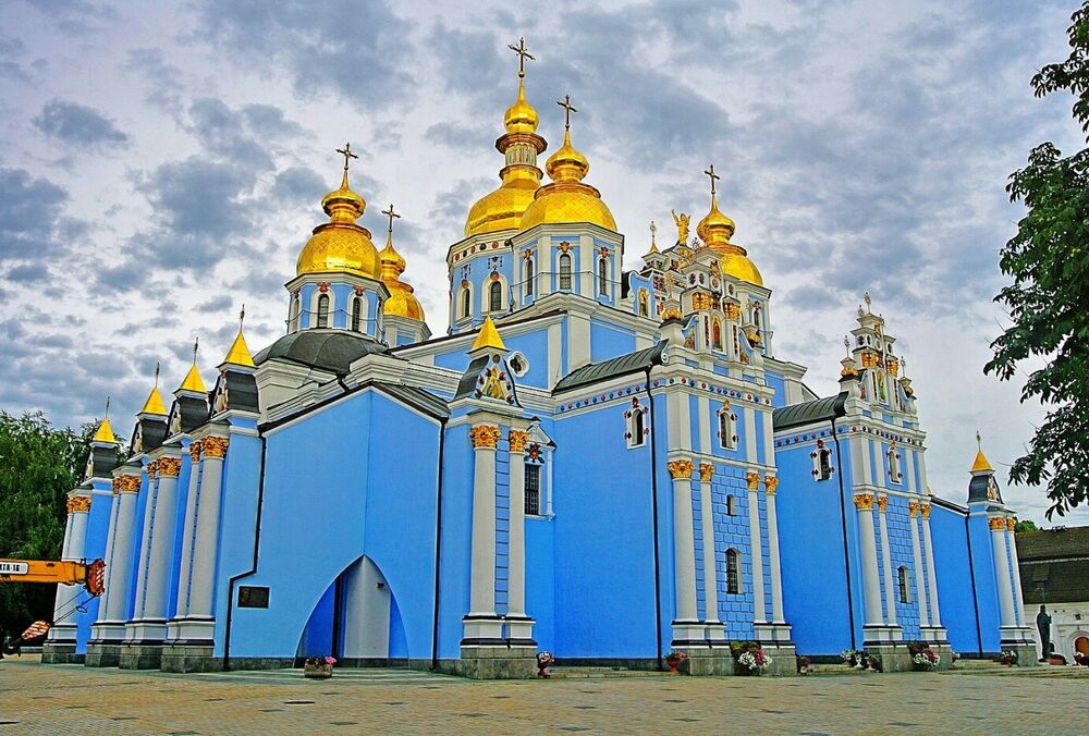 Україні 30: парламентські вибори та відновлення Михайлівського монастиря - чим запам'ятався 1998 рік