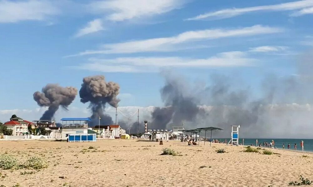 Взрывы в Крыму: Россия заявила, что никаких прилетов не было