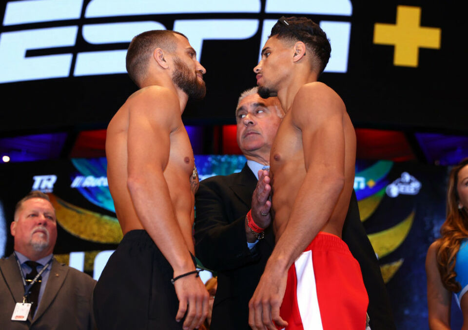 Букмекеры назвали фаворита боя между Ломаченко и Ортисом  Букмекеры назвали фаворита боя между Ломаченко и Ортисом