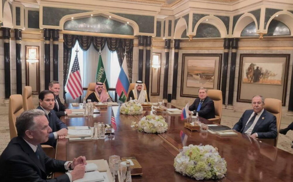 В Саудовской Аравии начались переговоры России и США