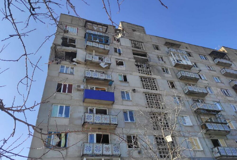 Россия обстреляла поселок Нью-Йорк: серьезно повреждена высотка