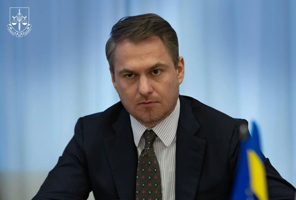 Генпрокурор Руслан Кравченко опроверг слухи о своей отставке: ”За каждым приду лично”