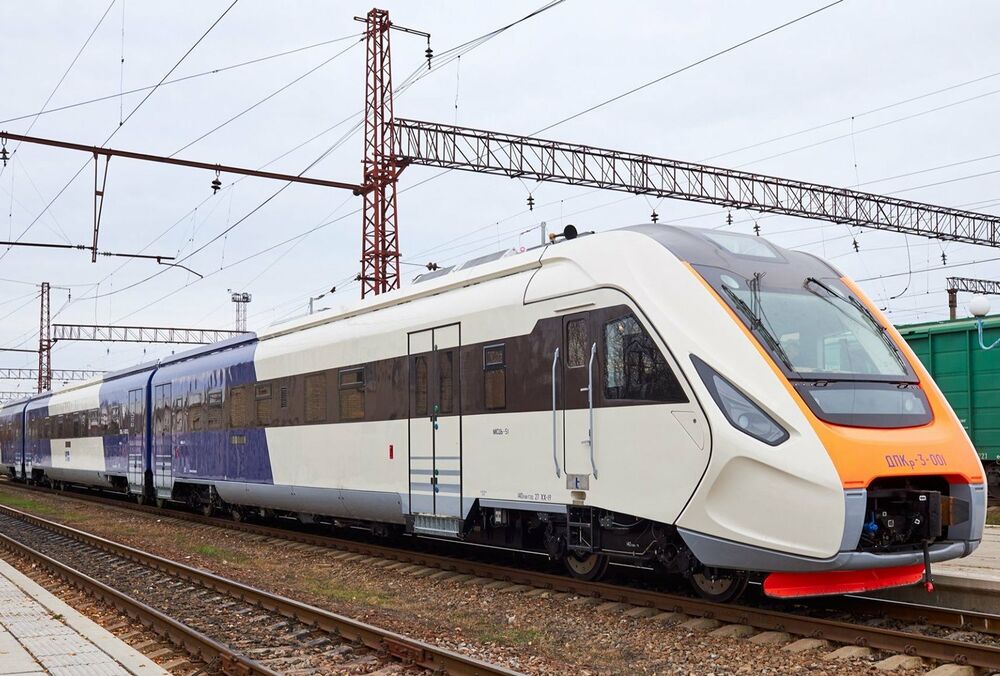 УЗ не будет поднимать тарифы на пассажирские перевозки в 2022 году