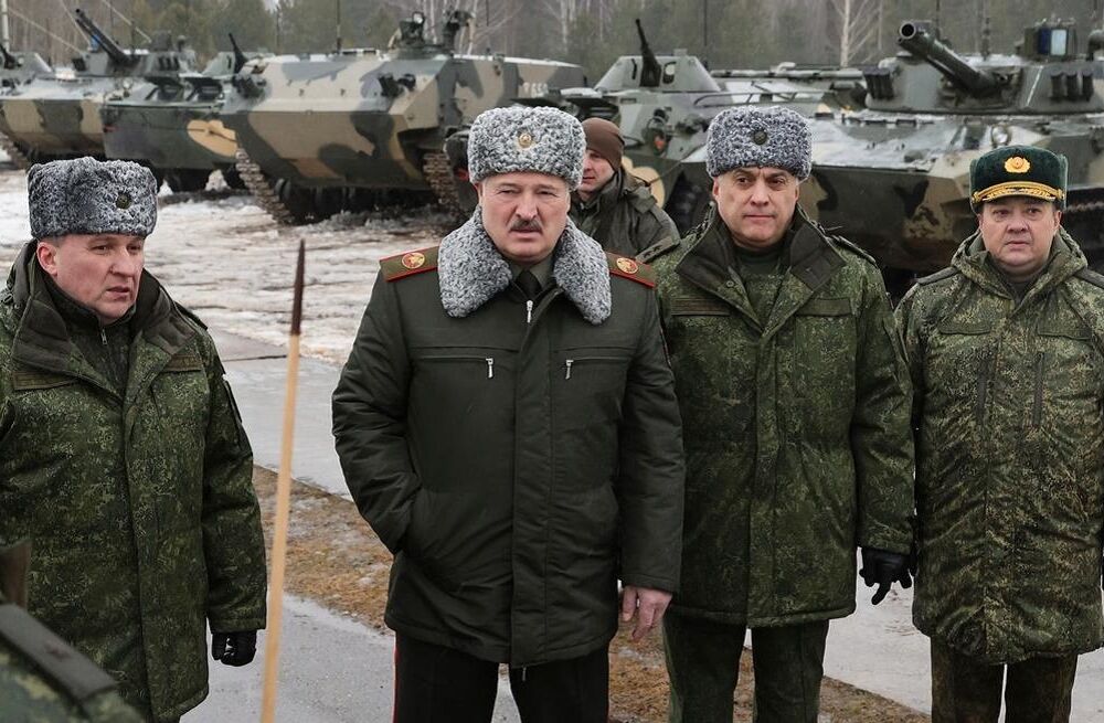 Военный аналитик назвал возможные сроки наступления на Украину с севера с привлечением армии Беларуси Военный аналитик назвал возможные сроки наступления на Украину с севера с привлечением армии Беларуси