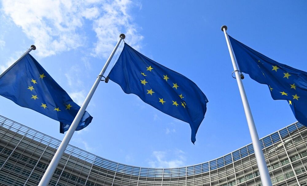 Politico: на заседании совета ЕС сегодня обсудят поставки боеприпасов в Украину 