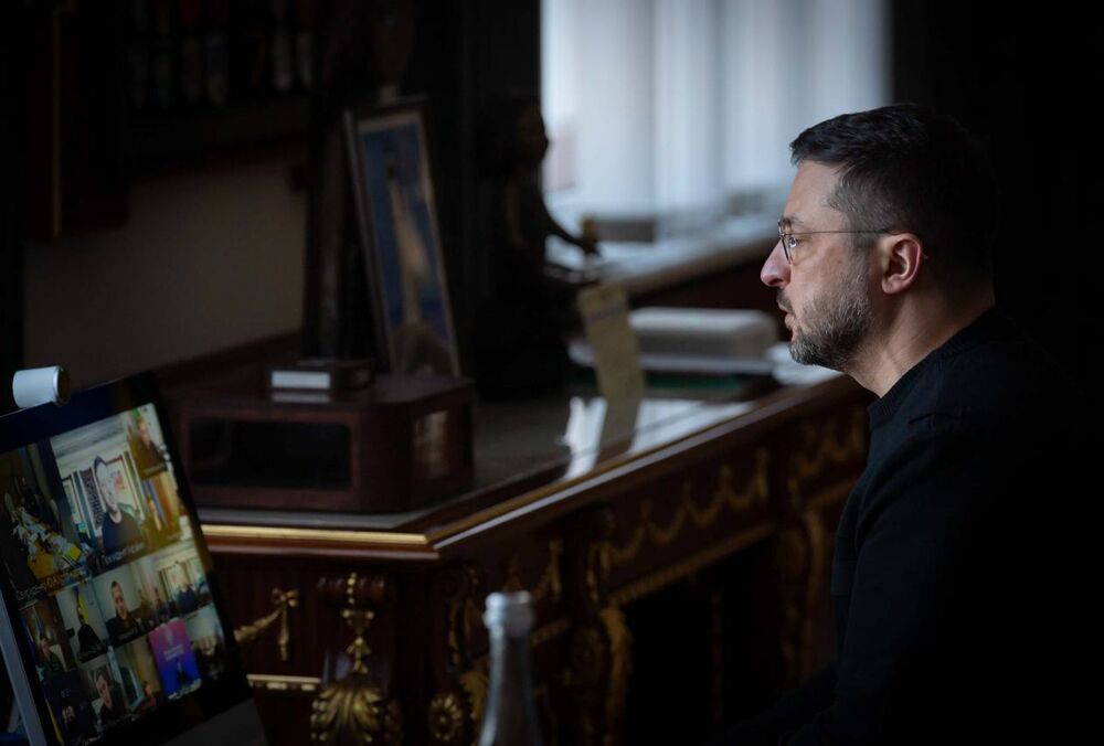 Зеленський: Близько 4000 будинків у Києві залишаються без тепла, майже 60% столиці – без електрики