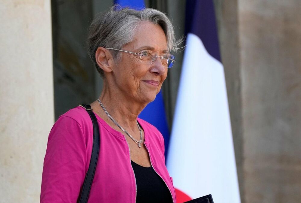 Прем'єр-міністр Франції обіцяє зробити для Росії ”нестерпною” війну в Україні