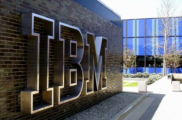 Американський гігант IBM йде з Росії Американський гігант IBM йде з Росії