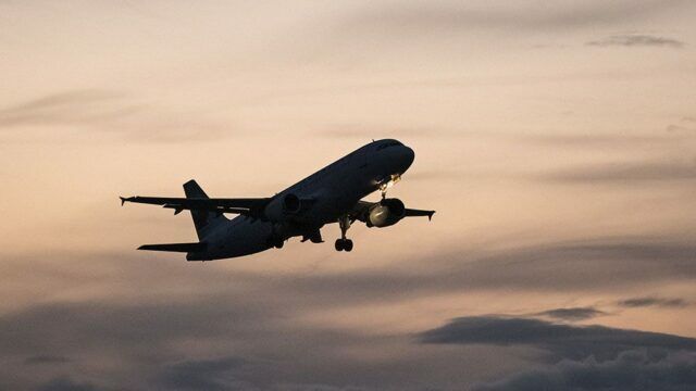 Дев'ять країн ЄС перестали оформлювати туристичні візи для росіян