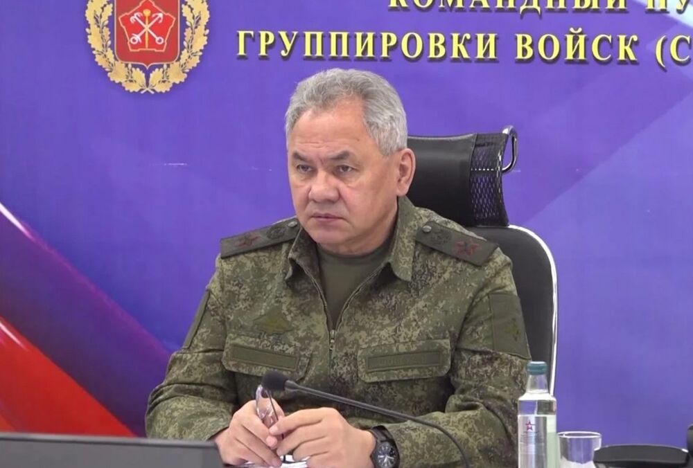 Шойгу на совещании с силовиками пожаловался на ”напряженность ситуации” на Запорожском направлении 