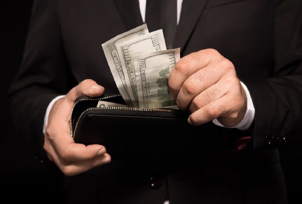 Эксперты дали прогноз по курсу доллара на ближайшую перспективу 