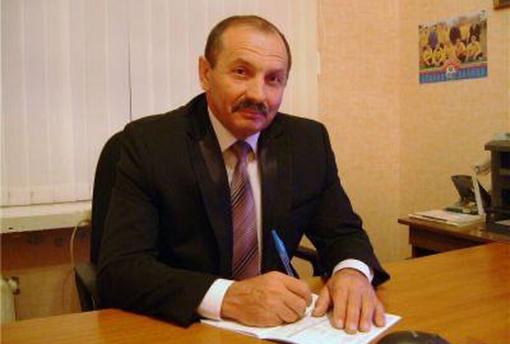 В России убило деревом чиновника, который заготавливал дрова для оккупантов на фронт В России убило деревом чиновника, который заготавливал дрова для оккупантов на фронт