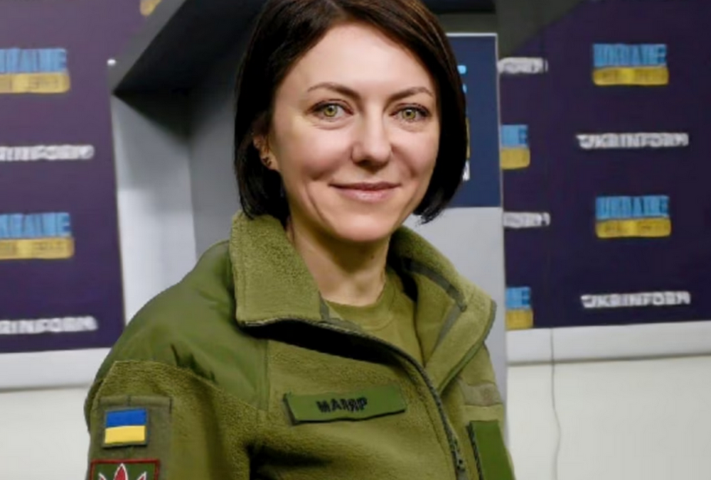 Читаємо зведення з поля бою: Маляр заінтригувала фотографією