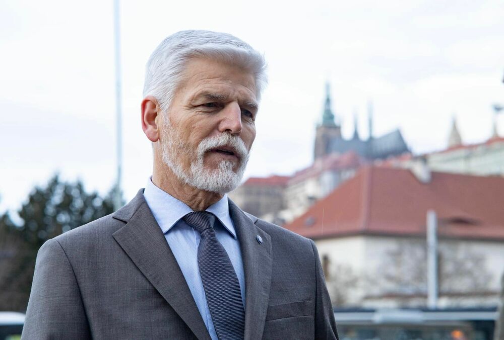 Китай зацікавлений у затягуванні війни в Україні, - голова Чехії