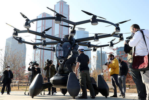 В Южной Корее беспилотное летающее такси впервые испытали в городе - ВИДЕО