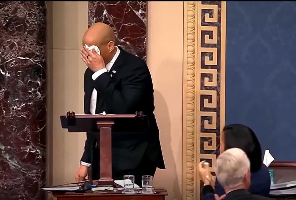 Сенатор-демократ побив рекорд тривалості виступу – понад 25 годин він критикував Трампа