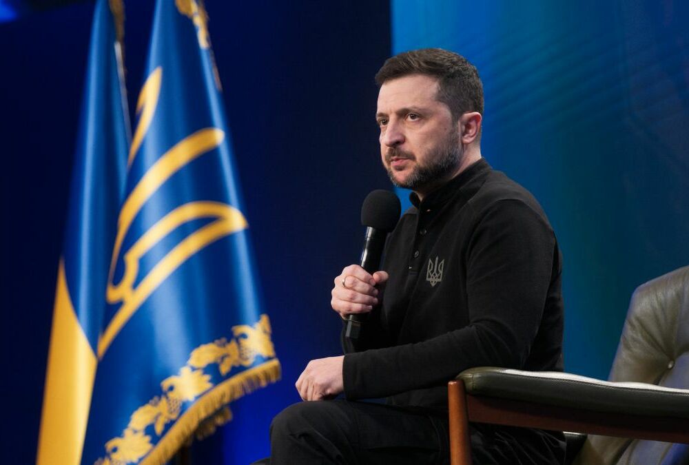 Зеленский ответил на слова Трампа о диктаторе