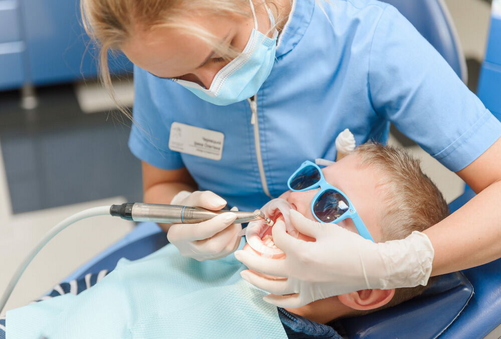 Названа причина смерти ребенка, который умер после визита к стоматологу