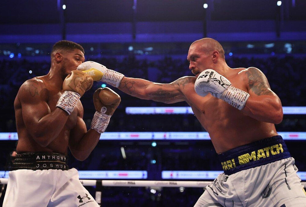 Букмекери назвали свого фаворита в реванші між Усиком та Джошуа
