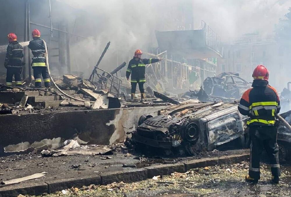 У МВС повідомили про затримання у Вінниці десятків людей для перевірки щодо причетності до  обстрілу міста У МВС повідомили про затримання у Вінниці десятків людей для перевірки щодо причетності до  обстрілу міста
