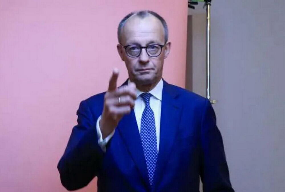 Мерц не исключает, что разговор Трампа и Путина связан с массированным обстрелом 