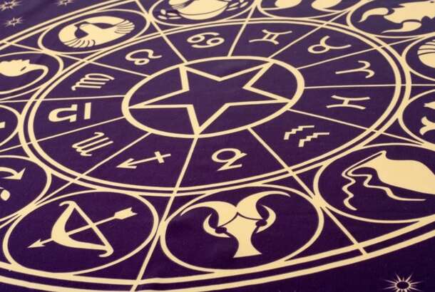 Гороскоп на 12 ноября: кто обретет средства для воплощения мечты