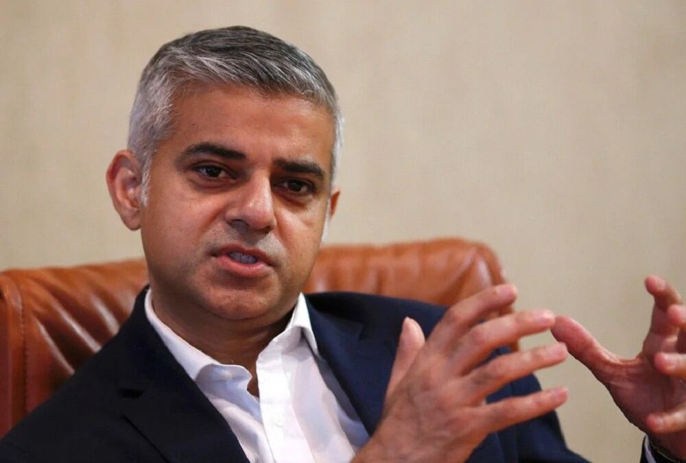 Мэр Лондона отказался передавать Украине автомобили, которые подлежат утилизации 