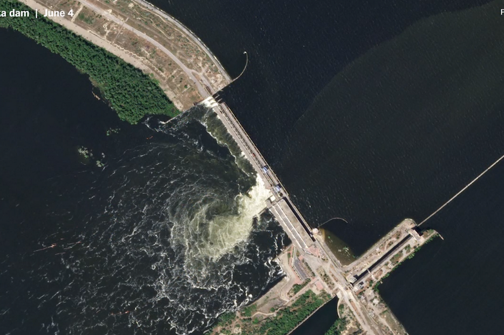 Каховская ГЭС, вероятнее всего, была разрушена взрывом изнутри, - NYT