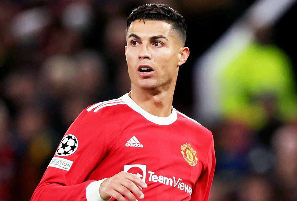 Роналду не сможет покинуть Манчестер Юнайтед во время зимнего трансферного окна - СМИ Роналду не сможет покинуть Манчестер Юнайтед во время зимнего трансферного окна - СМИ