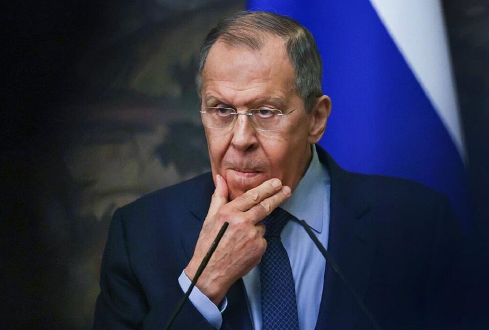 ”Угроза Запада в ядерной сфере”: Лавров запаниковал из-за перспектив поставок в Украину F-16