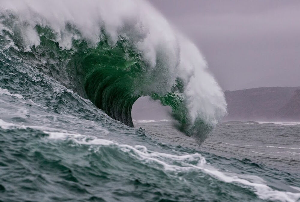 Северная Корея заявила о создании подводного дрона, который вызывает ”радиоактивное цунами”