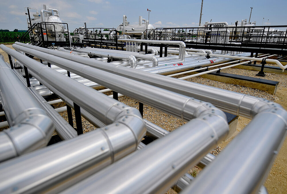 Правительство Венгрии начало тайно обсуждать уменьшение зависимости от российских энергоресурсов 