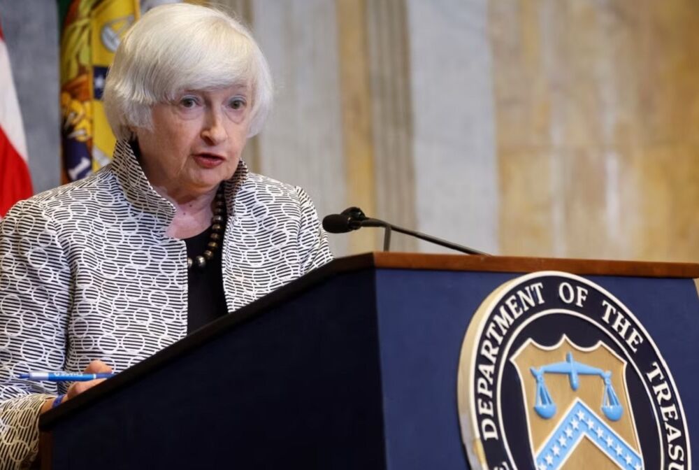 Глава Мінфіну США закликала знайти спосіб передати Україні 300 мільйонів доларів активів РФ 