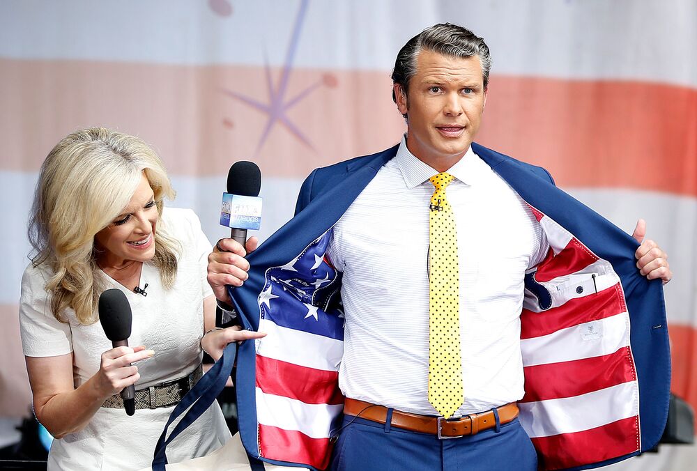 Главу Пентагона подозревают в военном преступлении: США добивали выживших при ударе по судну в Карибском море