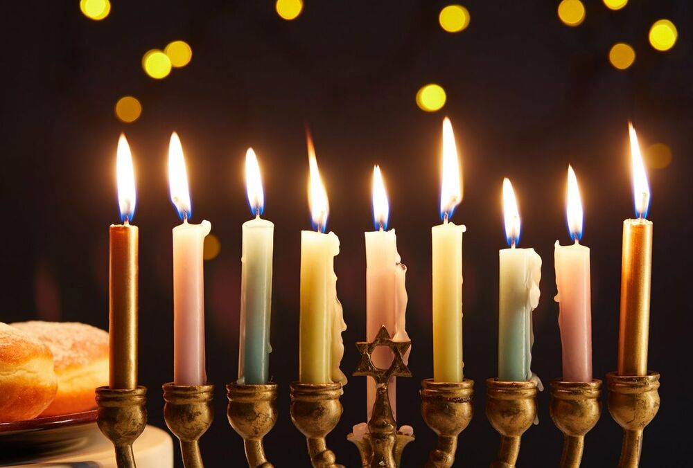 Сьогодні євреї по всьому світу починають святкувати Хануку