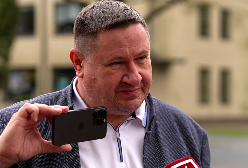 Во время российского обстрела в Украине был ранен мэр латвийского города Огре