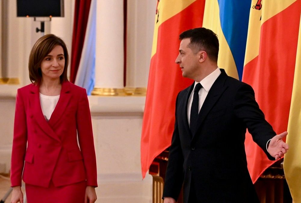 Санду заявила, що Молдова хоче допомогти Україні з експортом зерна