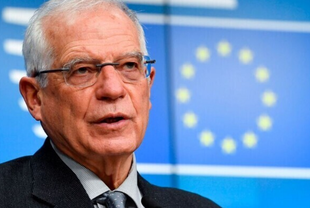 Боррель отложил визит в Китай: известна причина