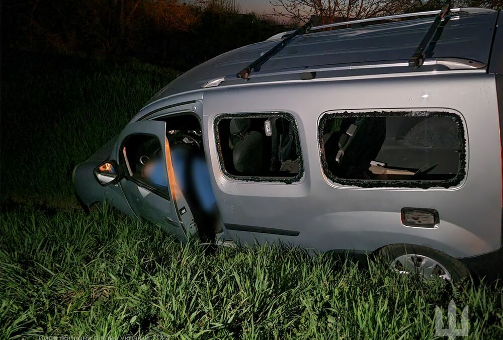 В Силах обороны показали последствия прилетов баллистических ракет по Одессе