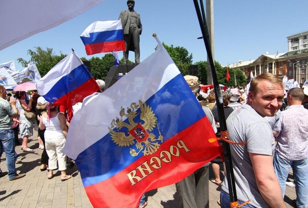 СМИ: Москва вынуждает российские регионы инвестировать в ”Л/ДНР”