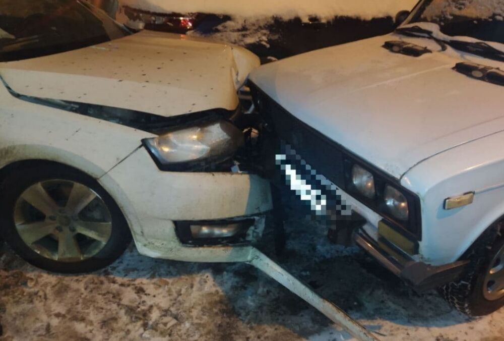 П'яний водій в Одесі спотворив сім автомобілів - ФОТО