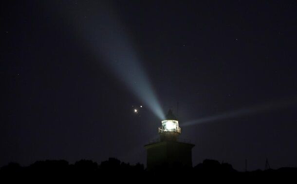 ФОТОФАКТ: жителі Землі побачили злиття Юпітера і Сатурна