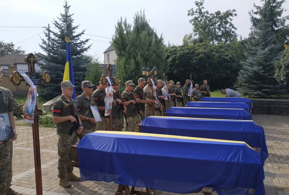 Катастрофа Мі-8 під Краматорськом: стали відомі імена загиблих військових