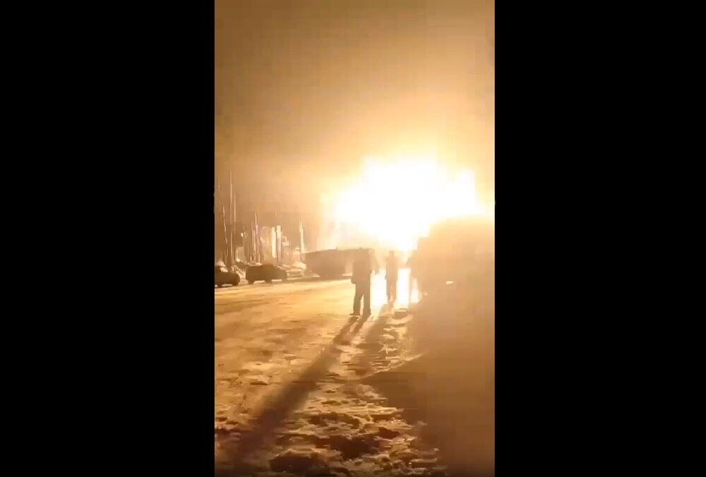 Дрони атакували НПЗ у Калузькій області: приліт потрапив на відео